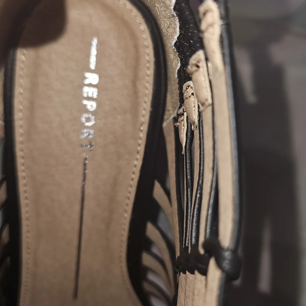 NWT Black "Report" Strappy Heeled Sandals - Picture 7 of 8